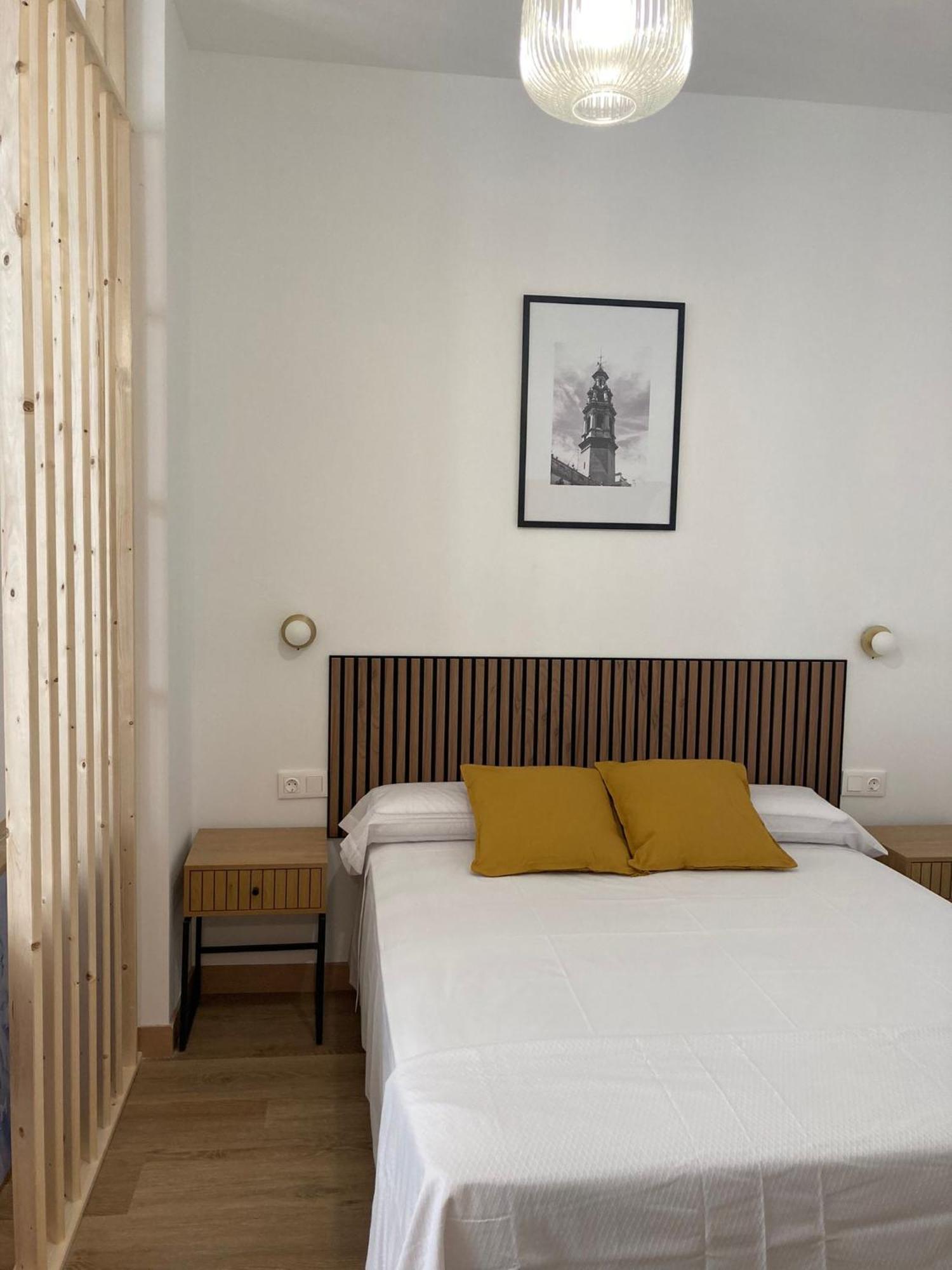 Dormavalencia Cronica Apartment Bagian luar foto